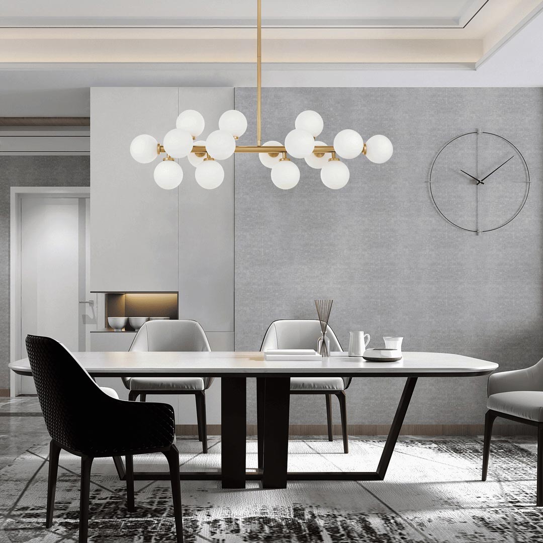 Elegantné, zlaté mosadzné, závesné svietidlo PETRICA biele tienidlá sklenené gule - Lumina Deco obrázok 2