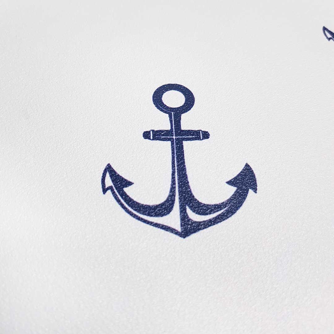 Tapeta s KOTVAmi, bielo-granátová, modrá, námornícka, námorná, morská - Dekoori obrázok 4