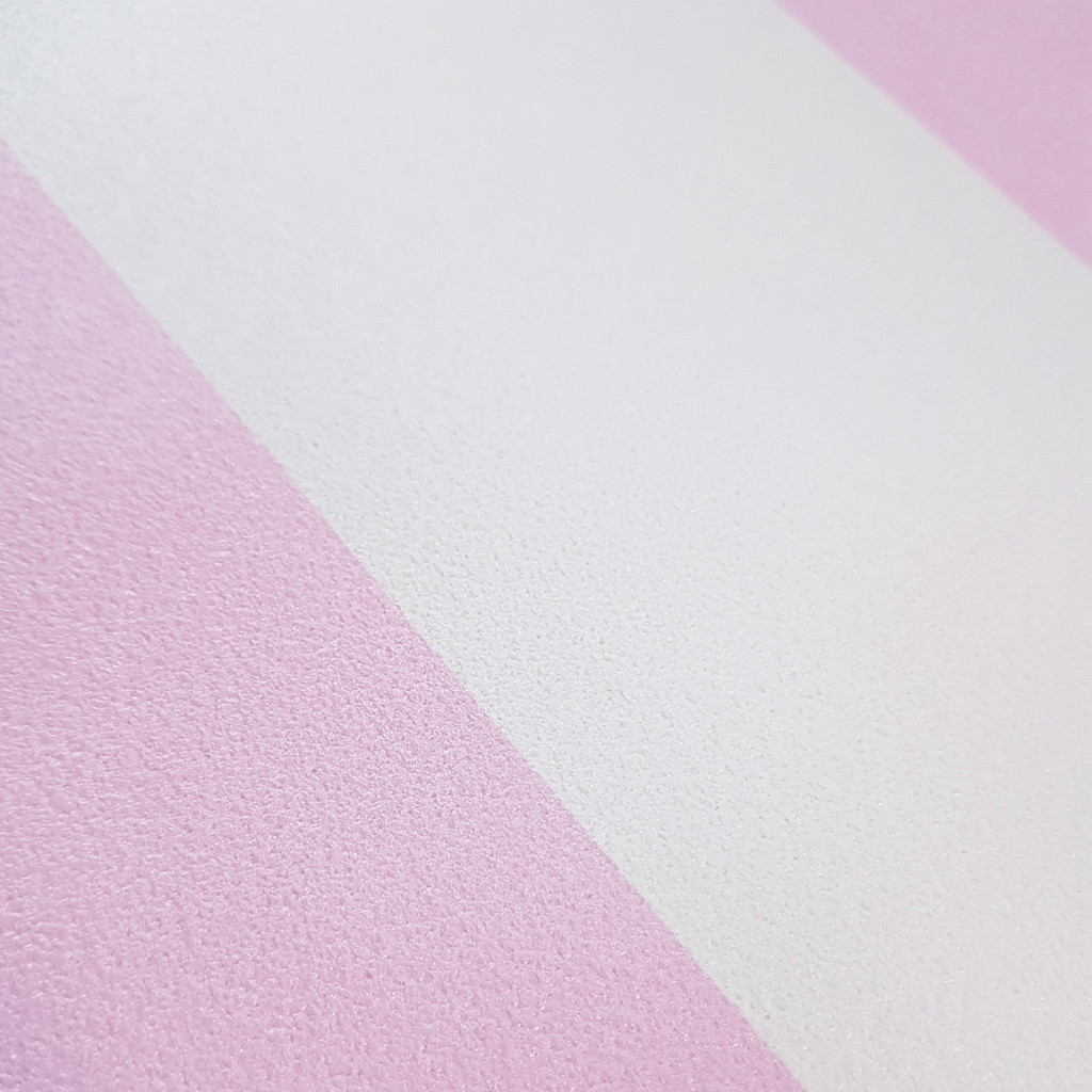 Tapeta s bielo ružovými vertikálnymi pruhmi - Dekoori obrázok 4