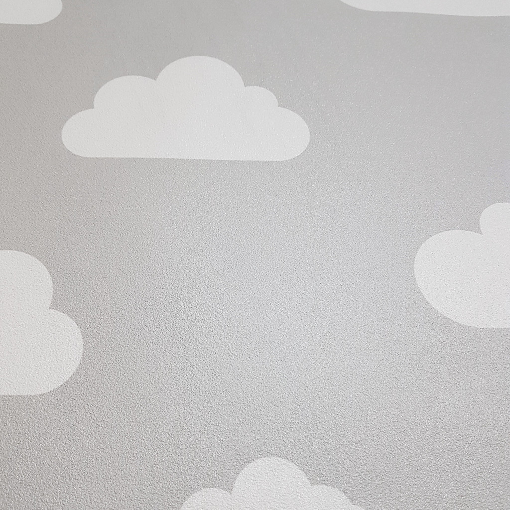 Sivá tapeta s oblakmi, biele oblaky, pre deti - Dekoori obrázok 3