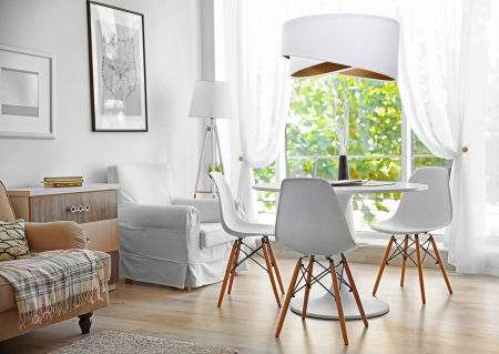 Biela závesná lampa s velúrovým tienidlom so zlatým vnútrom, asymetrická CHLOE