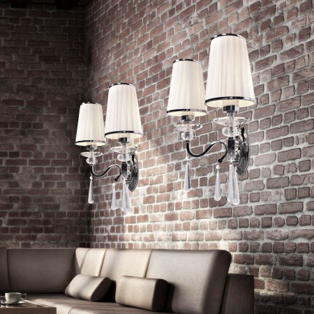 Krištáľové nástenné svietidlo FEDERRICA W2, chrómované vyhotovenie, dvojité biele tienidlo