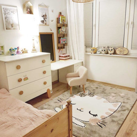 Mäkký detský koberec: mačka, mačička, sivý-biely-ružový pre dievčatko - PETIT KITTY