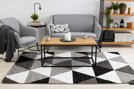 Koberec s bielymi, sivými a čiernymi trojuholníkmi ALTER RINO trojrozmerný štruktúrovaný
