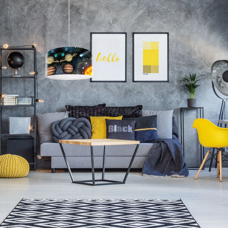 Čierna závesná lampa s latexovým tienidlom s motívom vesmíru, valcový KOZMOS