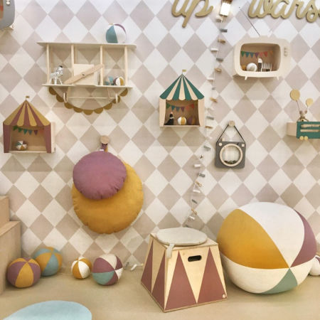 Tapeta s bielo-béžovými DIAMANTMI KOSOŠTVORCAMI