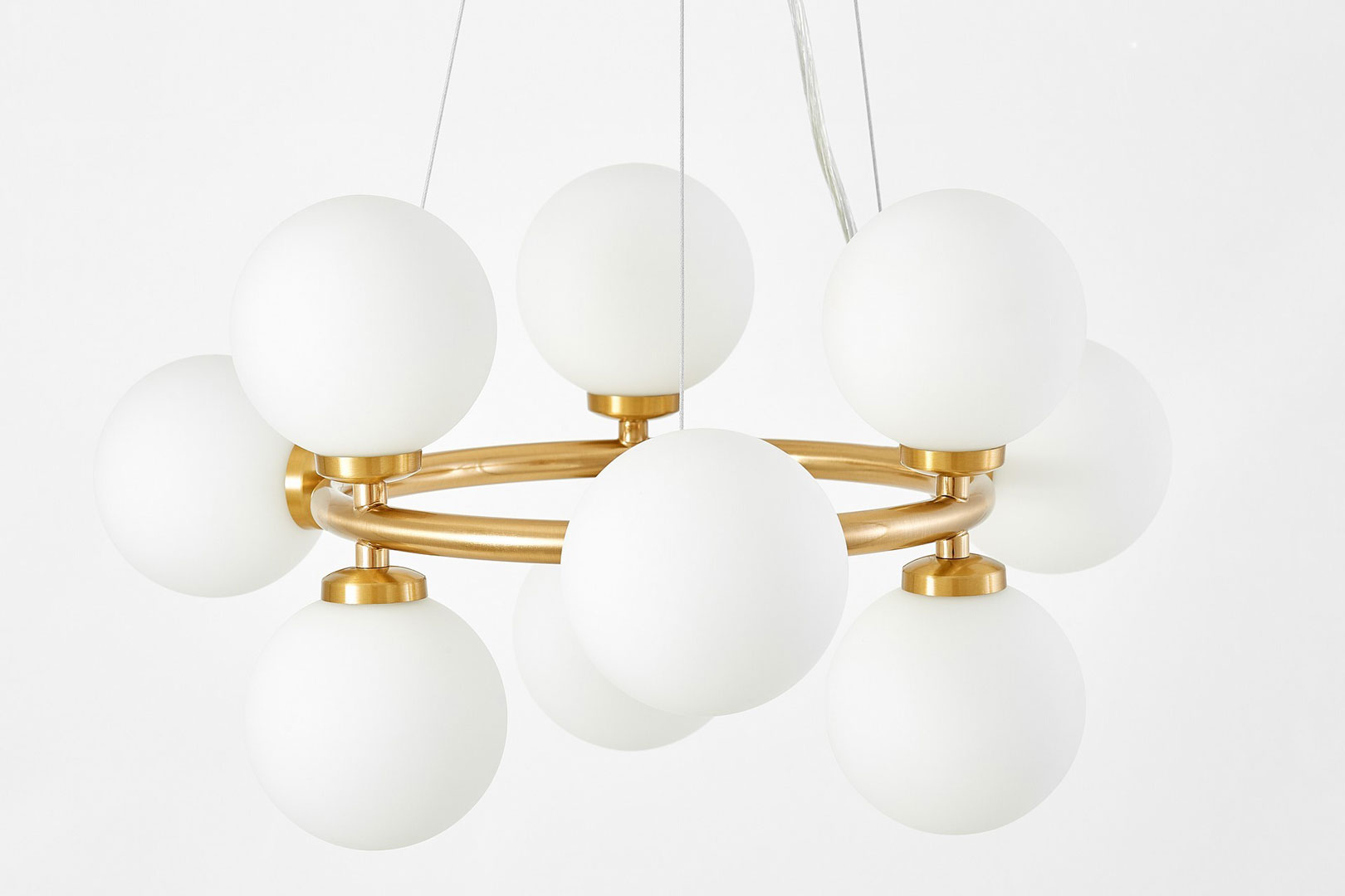 Viacbodová závesná lampa MARSIADA vo farbe mosadze, moderné biele guľové tienidlá - Lumina Deco obrázok 4